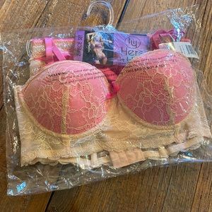 Hers by Herman bra & panty lingerie set.  Size M, 34B